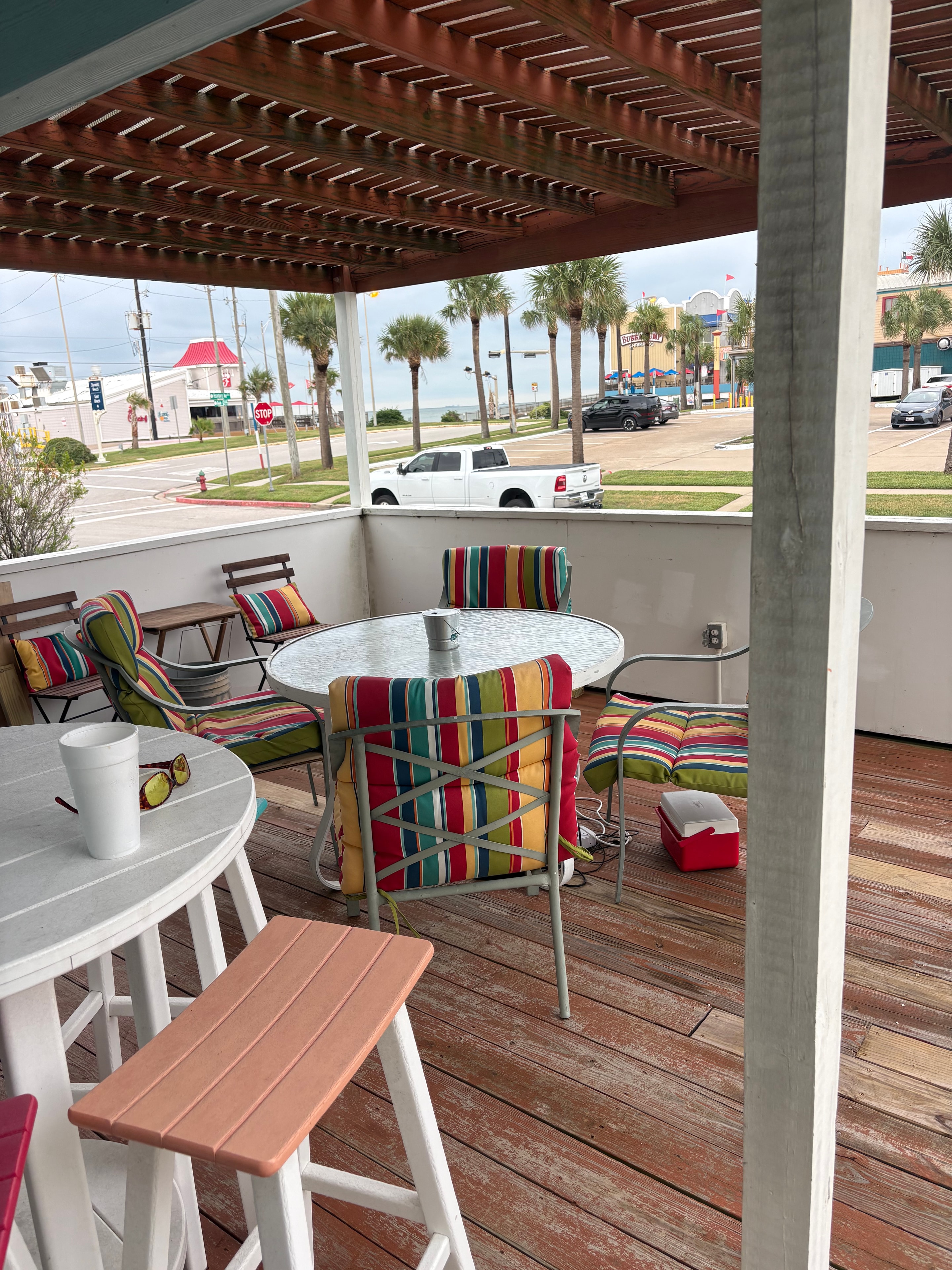 Front Row Pleasure Pier — Casa de Perez